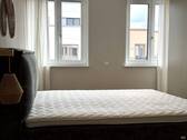 Schlafzimmer mit Wandschrank - 
