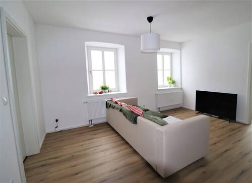 Bild 2 - 3 Zimmer Etagenwohnung zur Miete in Rottenburg a. d. Laaber