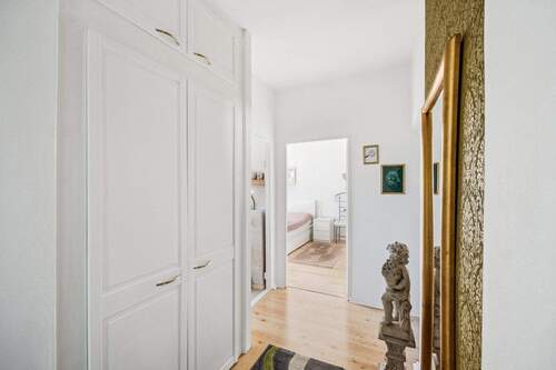 Flur - 3 Zimmer Etagenwohnung in Berlin