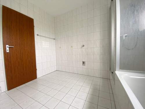 Badezimmer_02.JPG - 