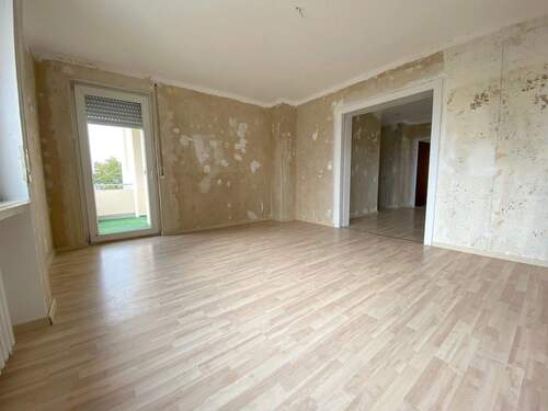 Wohnzimmer_02.JPG - Etagenwohnung mit 96,00 m&sup2; in Neuwied zur Miete