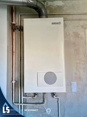 E2E688E2-03C1-4FC9-9693-D3B38B4ED0A0 - 