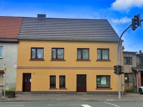 Hausansicht - 5 Zimmer Einfamilienhaus zum Kaufen in Gerbstedt