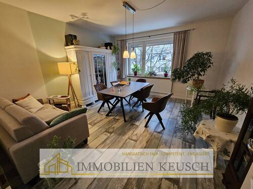 Großes Wohn- Esszimmer - 3 Zimmer Etagenwohnung zum Kaufen in Bremen / Walle