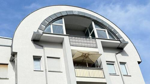 Ganz oben - 3 Zimmer Etagenwohnung zum Kaufen in Fürth