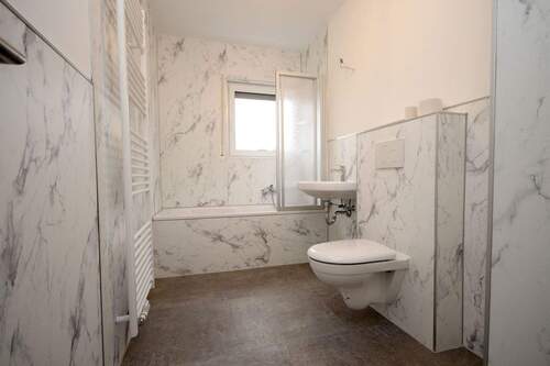 Badezimmer und WM-Anschluss.JPG - 