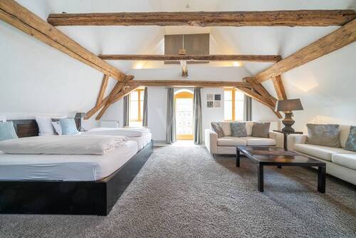 Suite - 