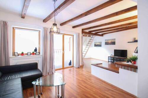 Wohnzimmer zweite Ansicht - 6 Zimmer Einfamilienhaus in Herzberg am Harz