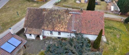 Luftaufnahme Wohnhaus - 4 Zimmer Einfamilienhaus zum Kaufen in Hähnichen