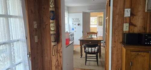 Blick Wohnzimmer zur Küche - 