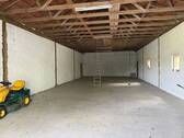 Lagerhalle innen - 