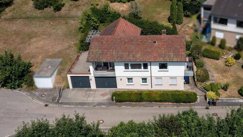 Behringstraße - 6 Zimmer Einfamilienhaus in Albstadt