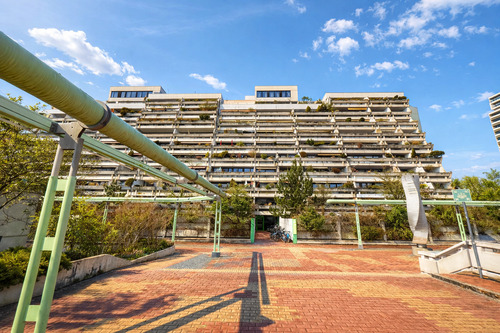 Wohnanlage KI generiert - 2 Zimmer Etagenwohnung in München