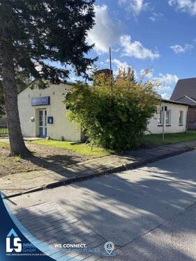 Front / Seitenansicht - 