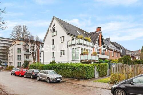 Ansicht Ost - Attraktives Investment mit 3 Wohneinheiten in ruhiger, grüner Lage mit bestem Energiewert