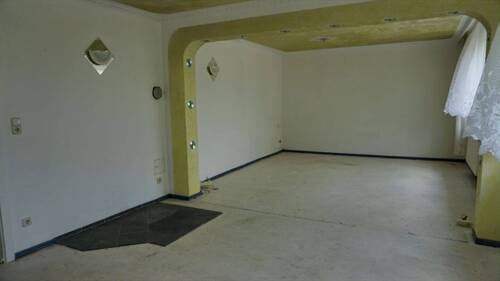 Wohnzimmer - Einfamilienhaus mit 264,00 m&sup2; in Britz zum Kaufen