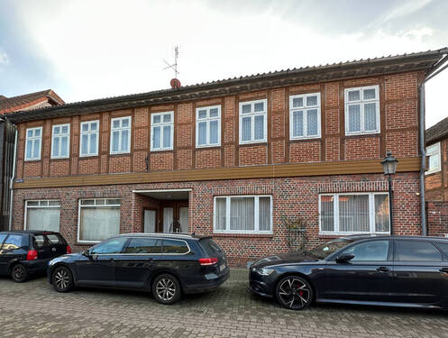 Front - Einmaliges Wohn- und Geschäftshaus im Zentrum von Dahlenburg - renovierungsbedürftig, leerstehend