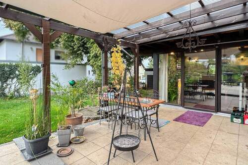 Terrasse EG - 