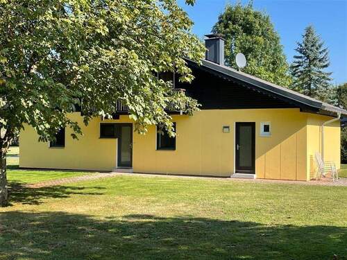 Außenansicht - 6 Zimmer Mehrfamilienhaus, Wohnhaus zum Kaufen in Frielendorf