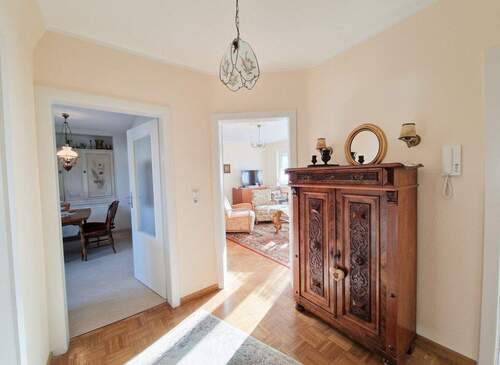 Flur EG - Einfamilienhaus mit 200,00 m&sup2; in Bad Sooden-Allendorf zum Kaufen