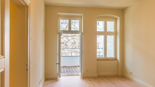 Schlafzimmer.png - HOMESK - Erstbezug nach Sanierung! 4-Zimmer Altbau mit je Balkonen und Bädern im Prenzlauer Berg