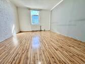 Wohnzimmer - Etagenwohnung mit 110,00 m&sup2; in Neustadt zum Kaufen