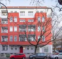 INVEST! 4-Zimmer Altbauwohnung mit großem Balkon in Wilmersdorf! - Berlin