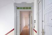 Treppenhaus - 4 Zimmer Etagenwohnung in Berlin