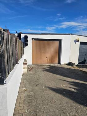 Garage - 