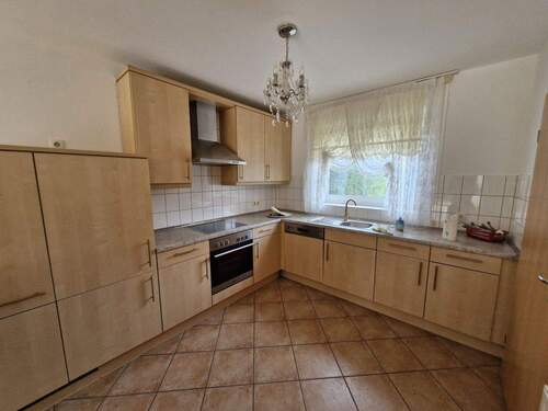 Einbauküche mit Elektrogeräten - 