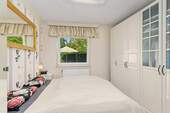 Schlafzimmer (12,37m²) im Erdgeschoss. - 