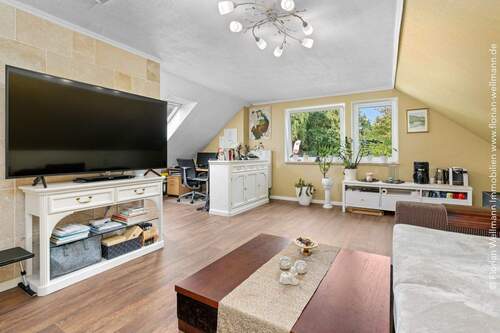 Das vierte Wohn-, Schlaf-, Kinder- oder Arbeitszimmer (27,11m²). - 