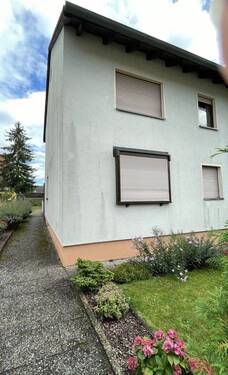 Ansicht vorne Zugang Haus - 