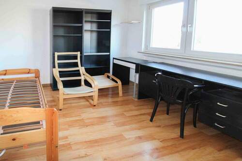 Wohn-Schlafzimmer - 1 Zimmer Einfamilienhaus zum Kaufen in Tübingen