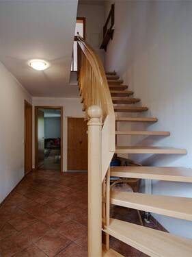 Erdgeschoss - Treppe - 