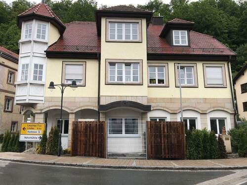 Außenansicht - 4,5-Zi-Wohnung in Trebgast im 3-FH sucht Sie als Mieter