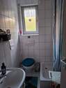 Badezimmer mit Dusche.jpg - 