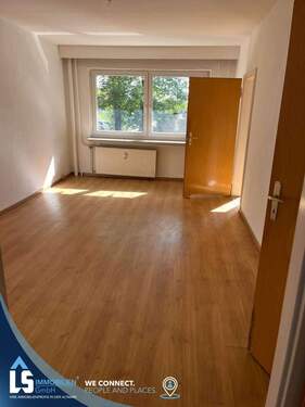 Wohnen - Wohnung im 2.OG - 330,00&nbsp;EUR Kaltmiete, ca.&nbsp; 55,00&nbsp;m&sup2;&nbsp;Wohnfl&auml;che