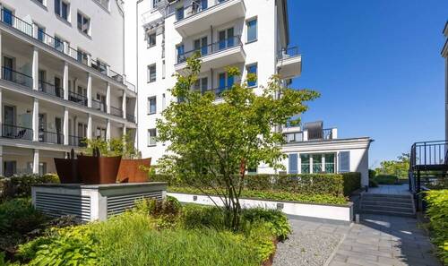 südlicher Garten mit Terrasse - 