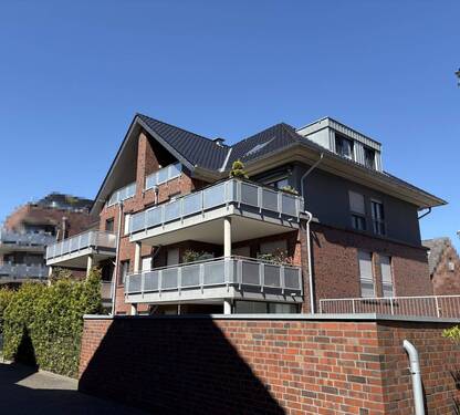 Hinten - Eine Wohnung zum Verlieben! 3-Zimmer-Neubauwohnung mit FahrstuhlBarrierefrei und einem Südbalkon!