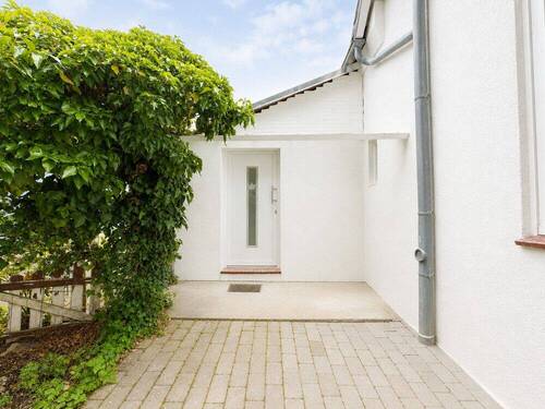 Eingang Hinterhaus bearbeitet - 