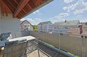 Großer Balkon - 4 Zimmer Etagenwohnung in Böblingen