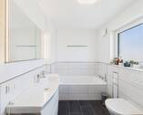 modernes Tageslichtbad - 