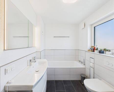 modernes Tageslichtbad - 