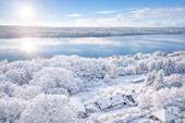 Winterzauber am See - Familiensitz in bester Lage von Berg. Zentral, ruhig und mit Seeblick.