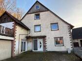 Außenansicht - 8 Zimmer Mehrfamilienhaus, Wohnhaus in Büren