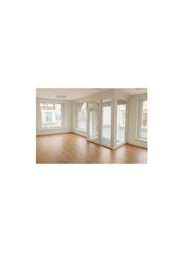 Eingangsbereich / rechts - Gewerbeobjekt (Büro, Produktion, Verkauf) zur Miete in Usingen