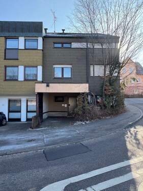 Vorderansicht - 7 Zimmer Reihenendhaus zum Kaufen in Gerlingen
