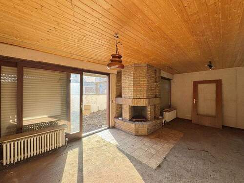 EG Wohnzimmer Ansicht 1 - 7 Zimmer Reihenendhaus in Gerlingen