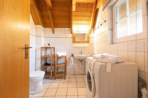 Bad - Mehrfamilienhaus, Wohnhaus mit 67,00 m&sup2; in Wurster Nordseeküste zum Kaufen